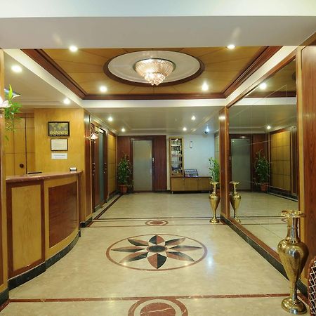 Hotel Crystal Mumbai Dış mekan fotoğraf