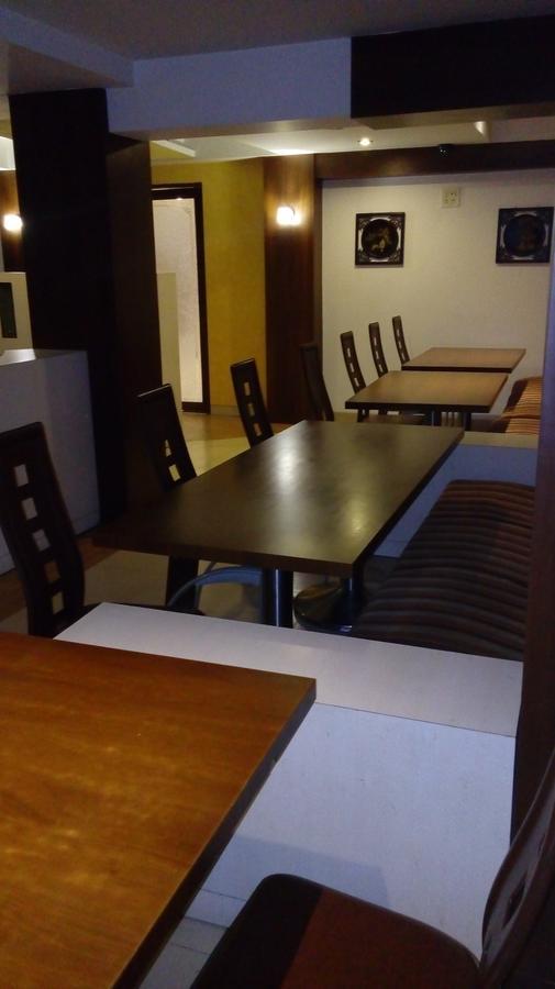 Hotel Crystal Mumbai Dış mekan fotoğraf
