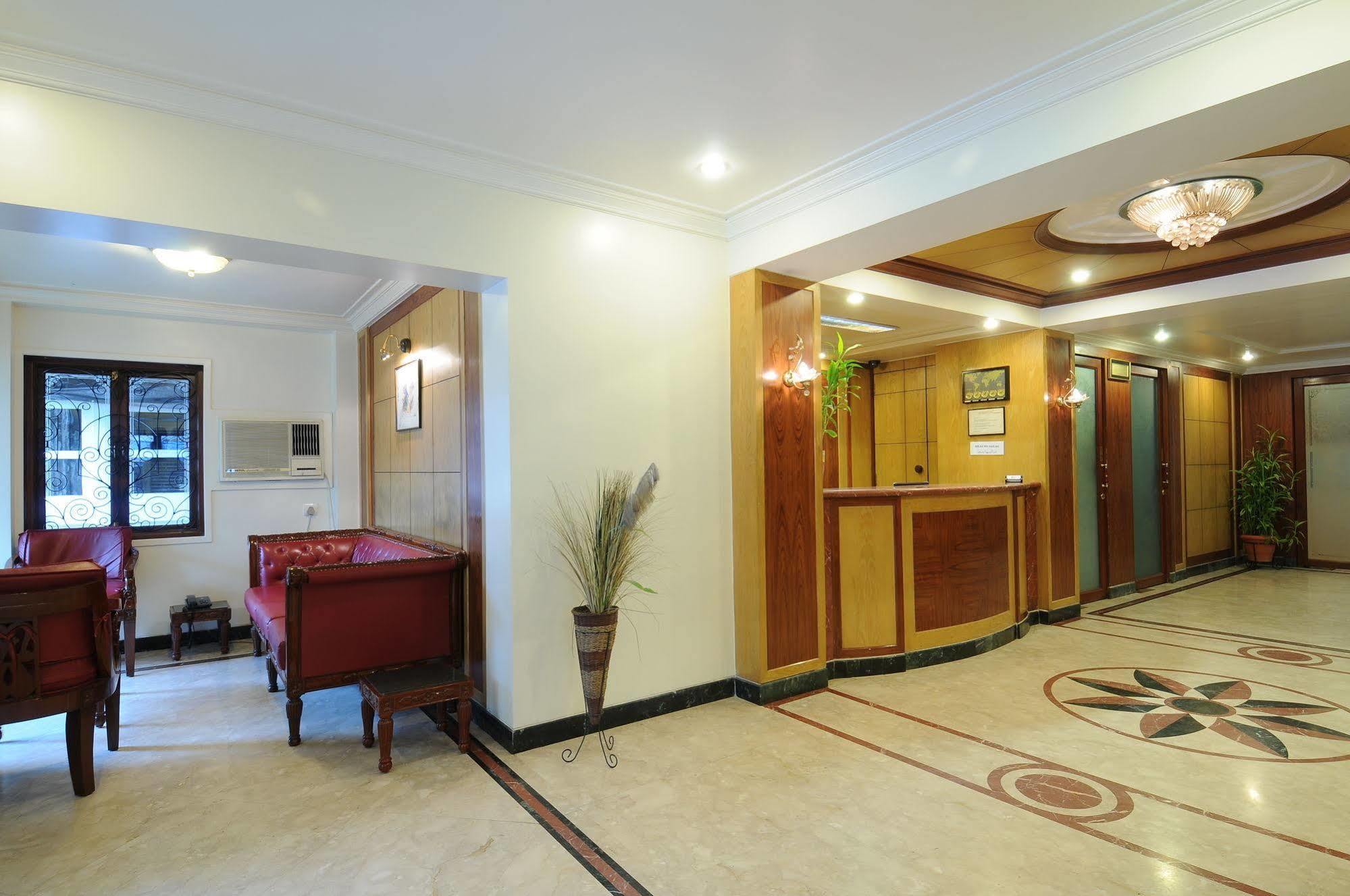 Hotel Crystal Mumbai Dış mekan fotoğraf